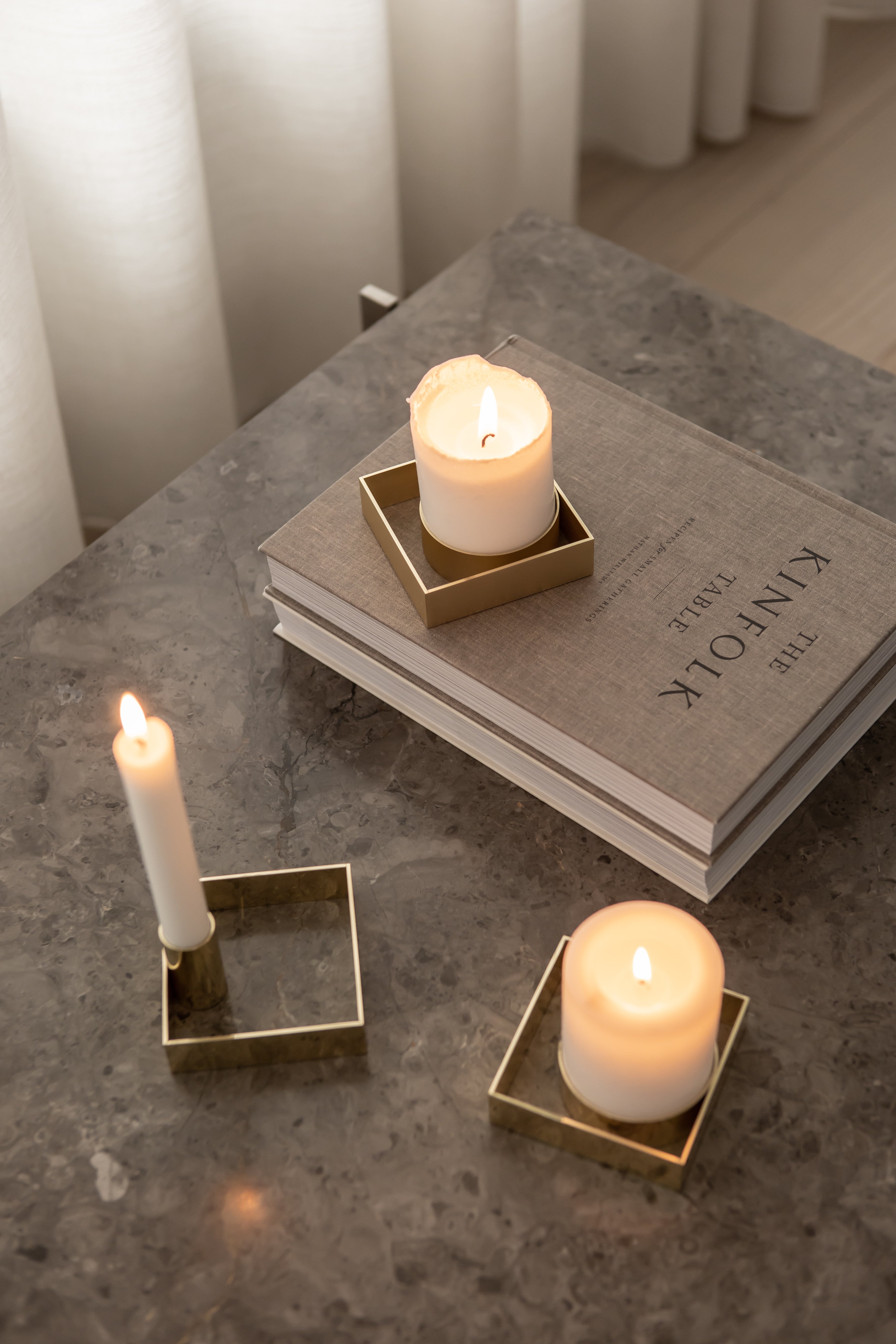 EDGE BLOCK - Brushed brass