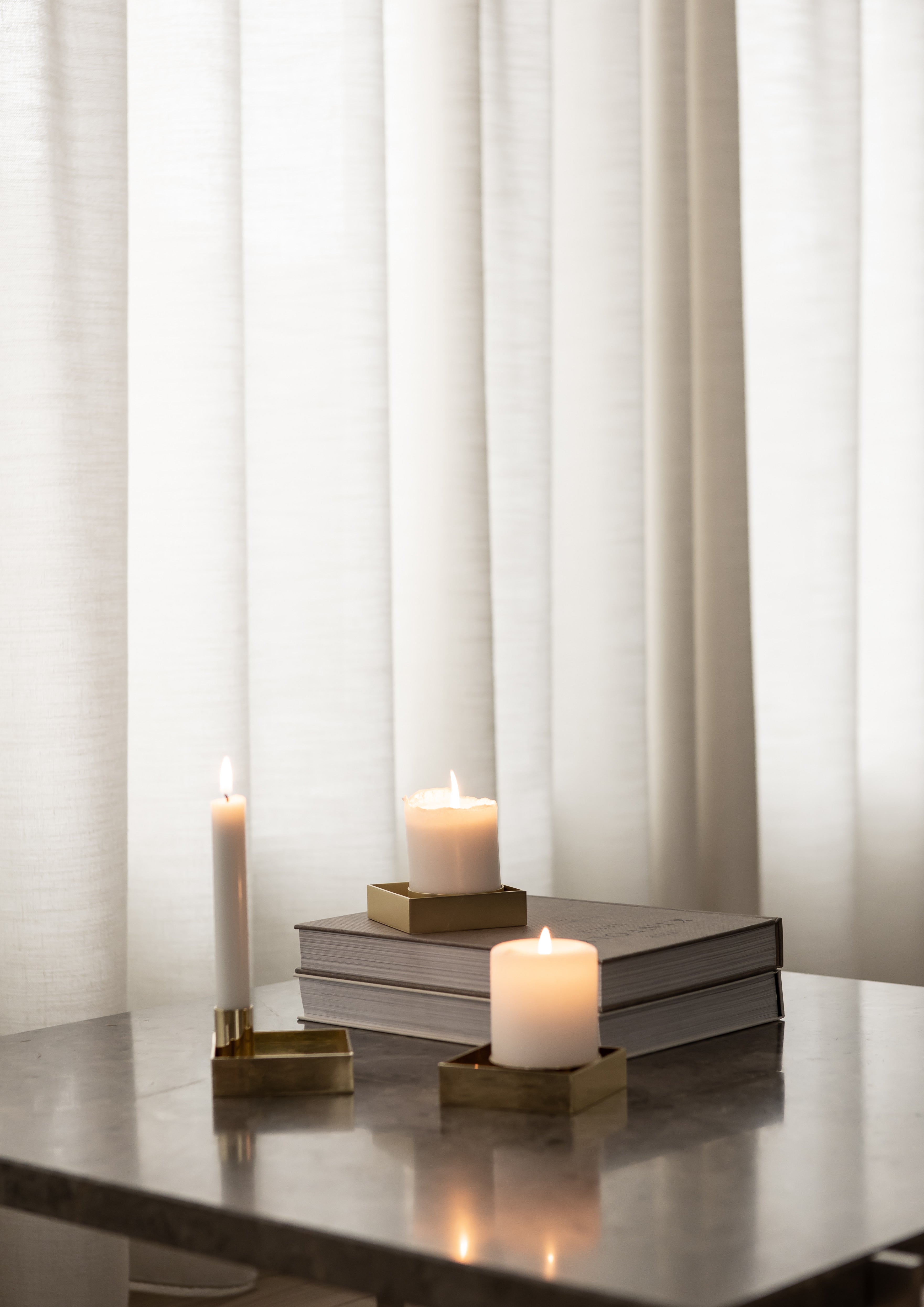 EDGE BLOCK - Brushed brass