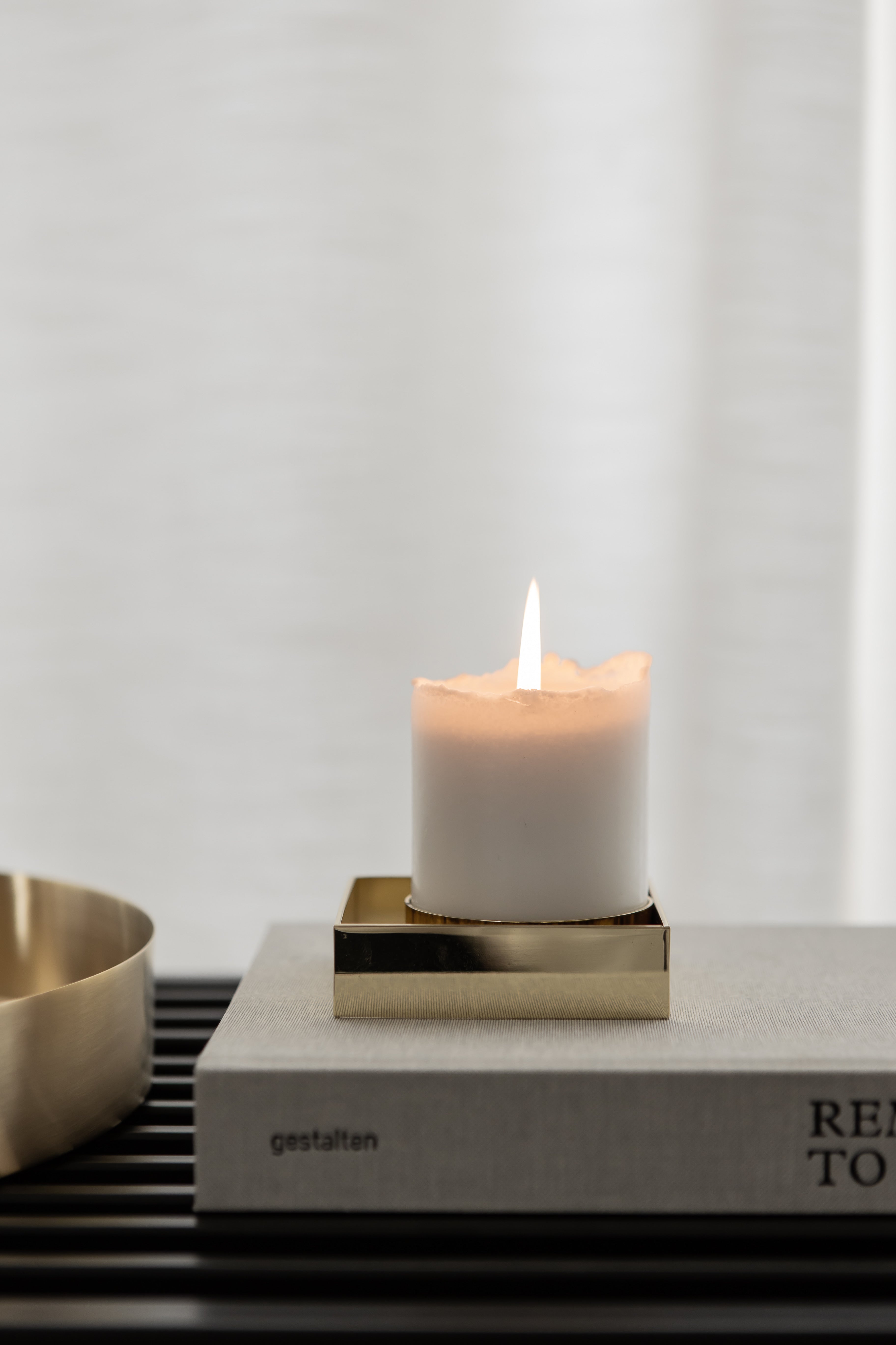 EDGE BLOCK lysestage - Poleret brass