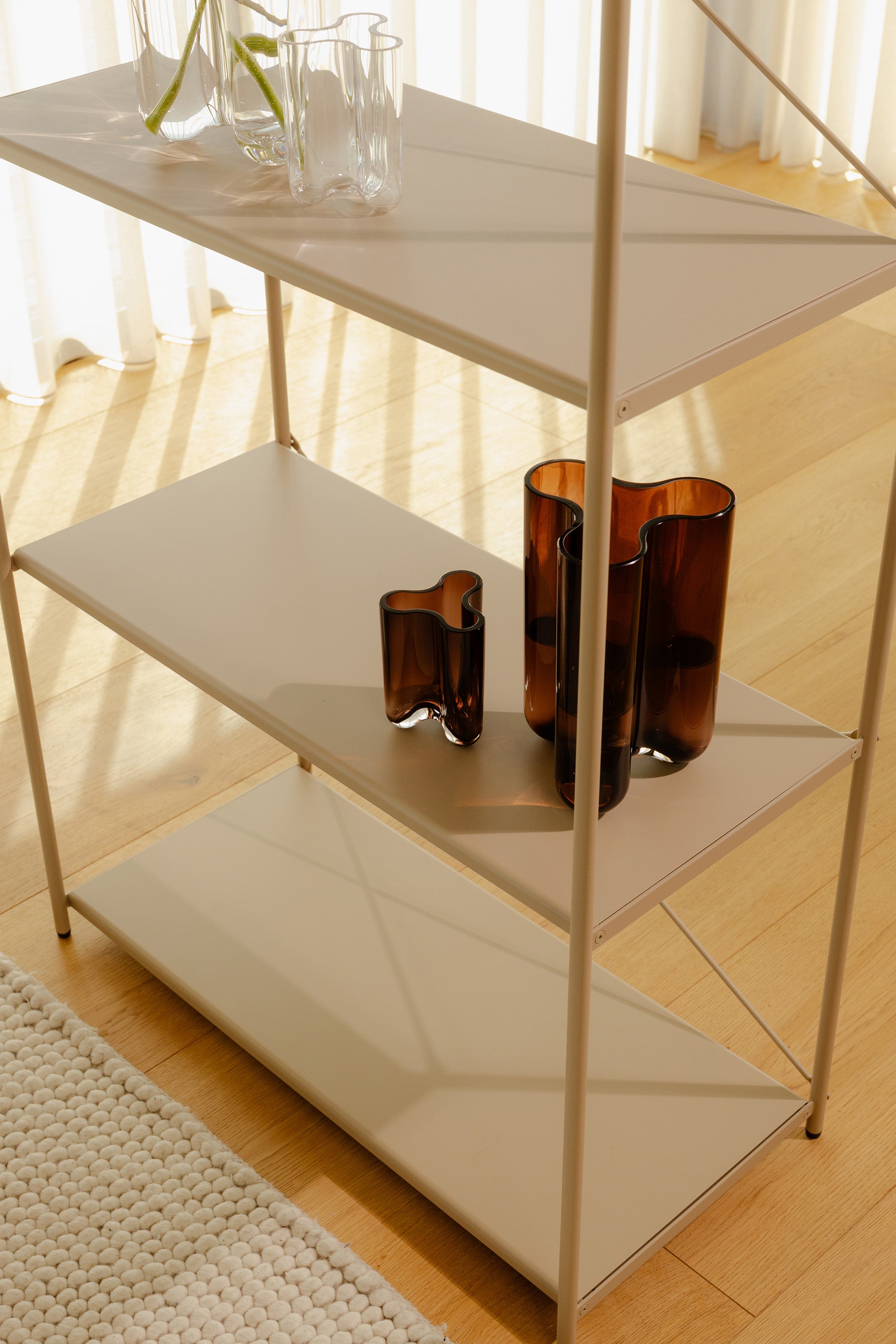 ARTURO reolmodul med 5 hylder - desert sand