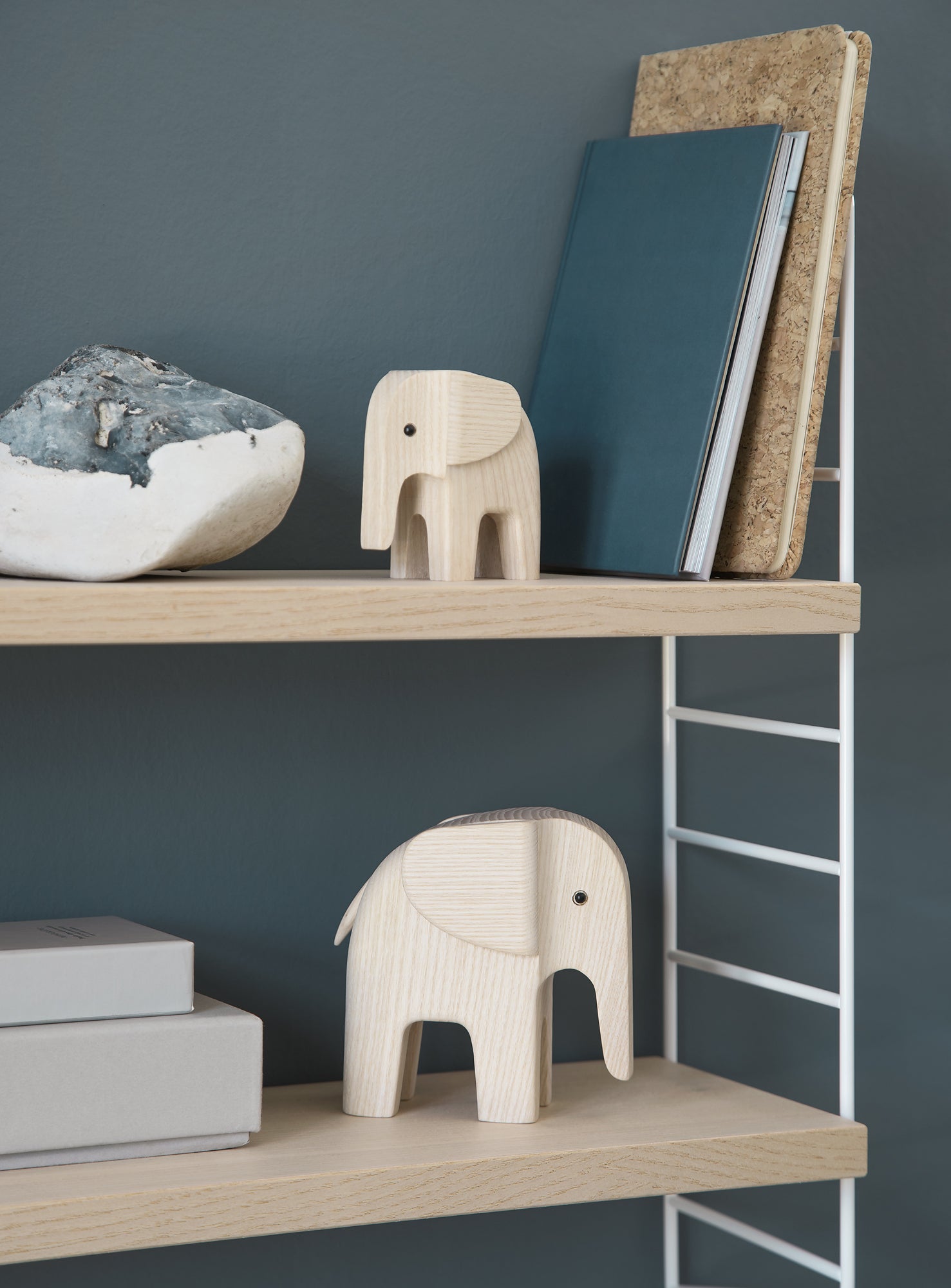 BABY ELEPHANT natural ash