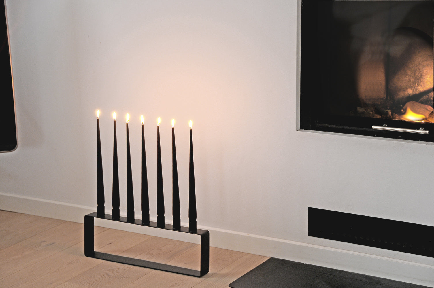 FRAME 7 candle holder