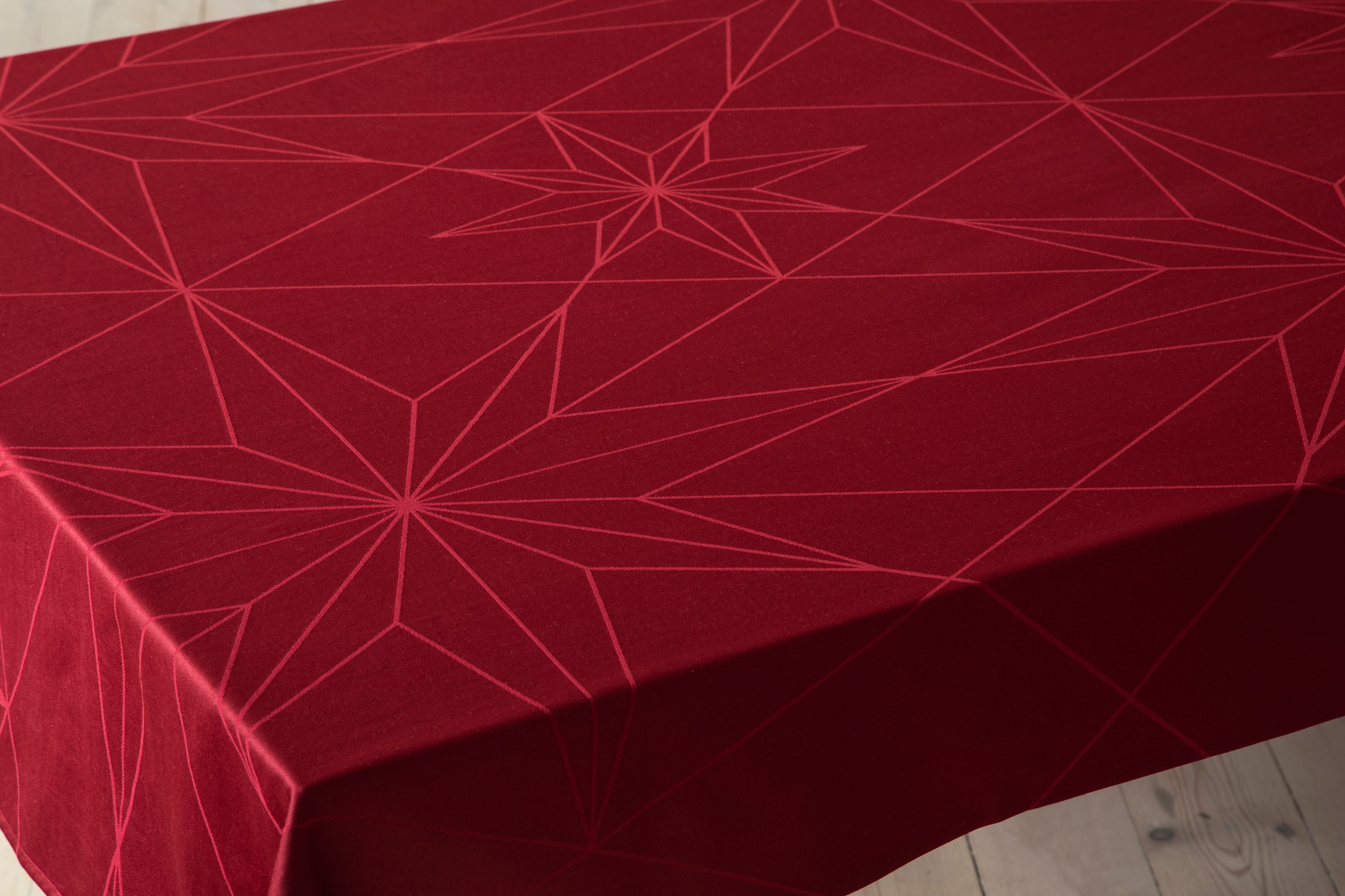 STARS tablecloth 220 cm - advent red